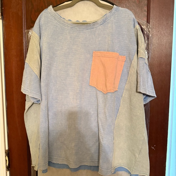 Woman’s Color Block T-Shirt with Pocket Blue Velvet - Picture 1 of 2